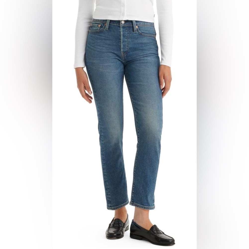 Levi's Women's Wedgie Straight Jeans